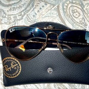 BRAND NEW RayBan Aviator Sunglasses